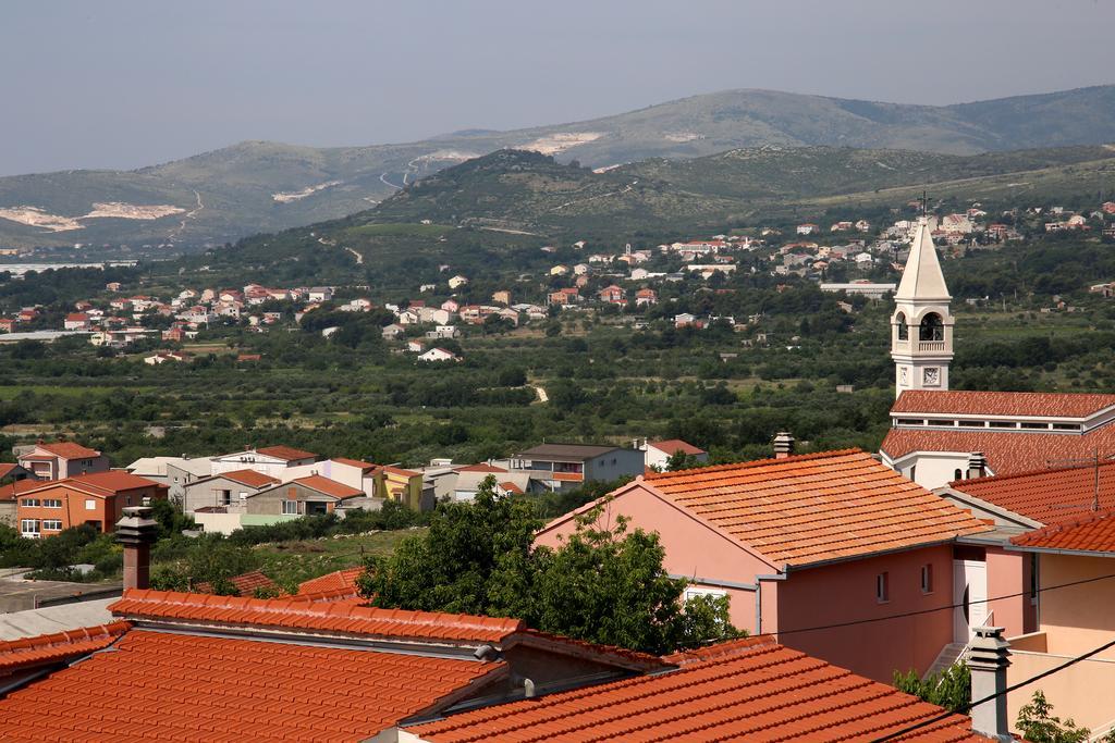 Panorama Holidays Kaštel Stari Esterno foto