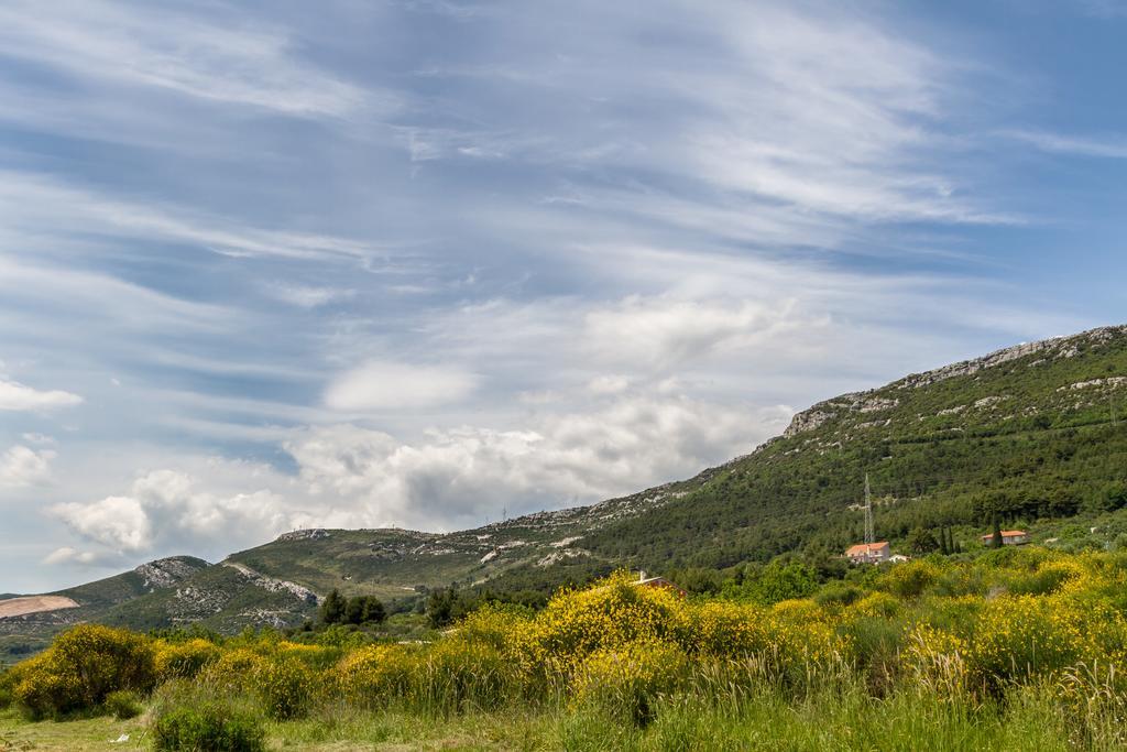 Panorama Holidays Kaštel Stari Esterno foto